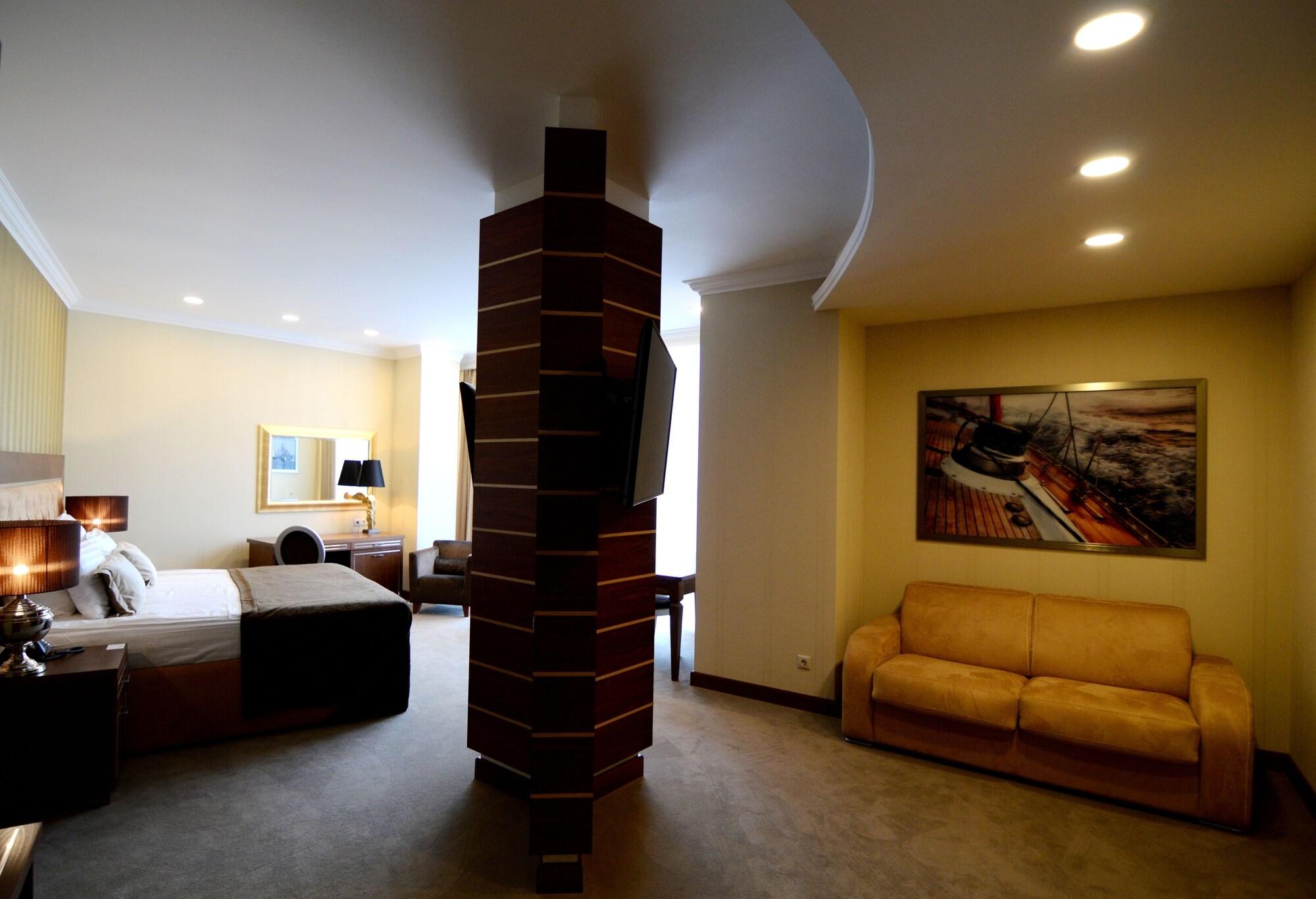 Maristella Marine Residence Odessa Dış mekan fotoğraf